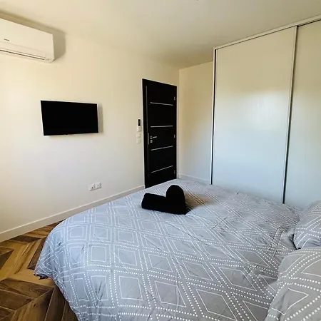 Apartamento High-end, Direct Access To Beach,terrasse,parking Free Vias